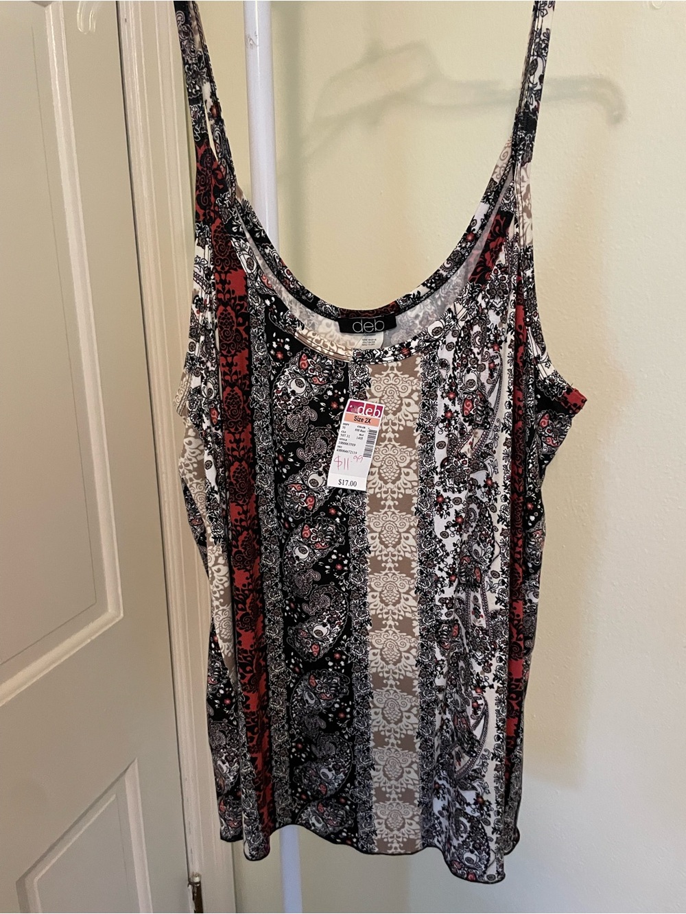 NWT Deb Striped Floral Scoop Tank Top in Black, White & Red. 2X.